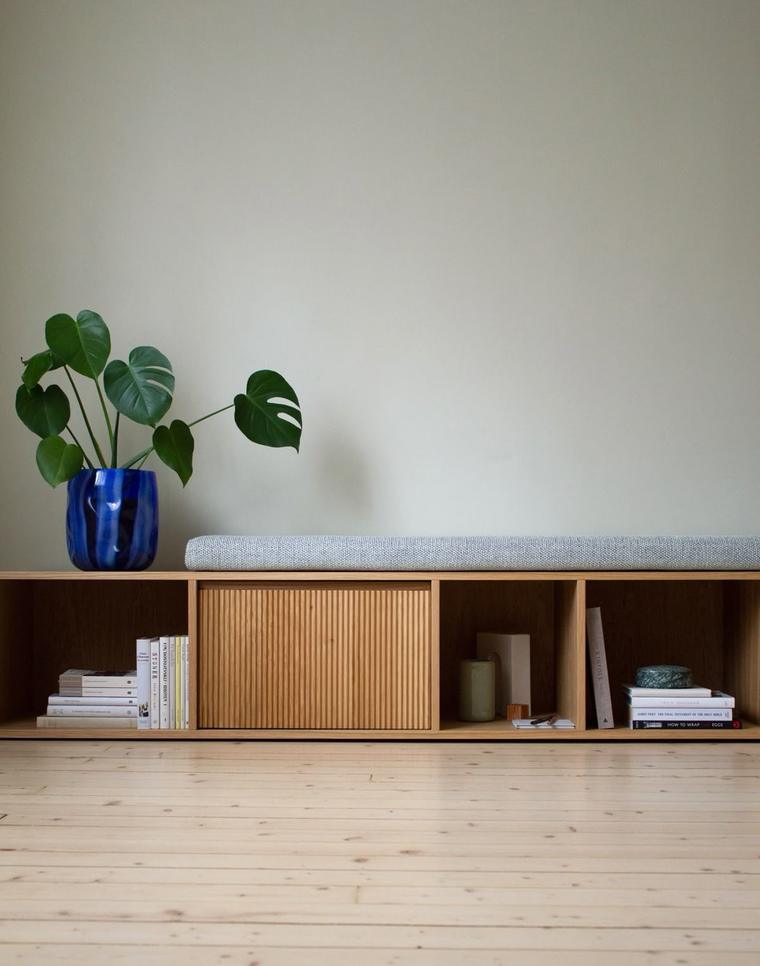 Fluted storage bench